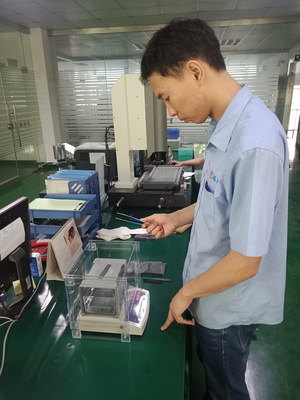 福磁電子采購拉力機(jī)等設(shè)備交機(jī)完畢